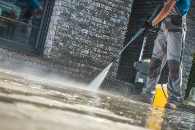 Commercial Pressure Washing Service