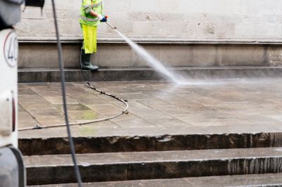 Commercial Pressure Washing Costs — Cost of Commercial Pressure Washing Service